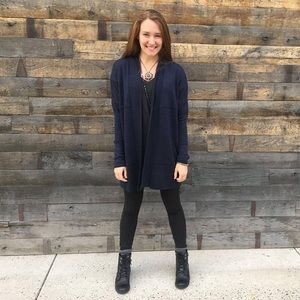 Lululemon sit in lotus size 8 in inkwell (navy)